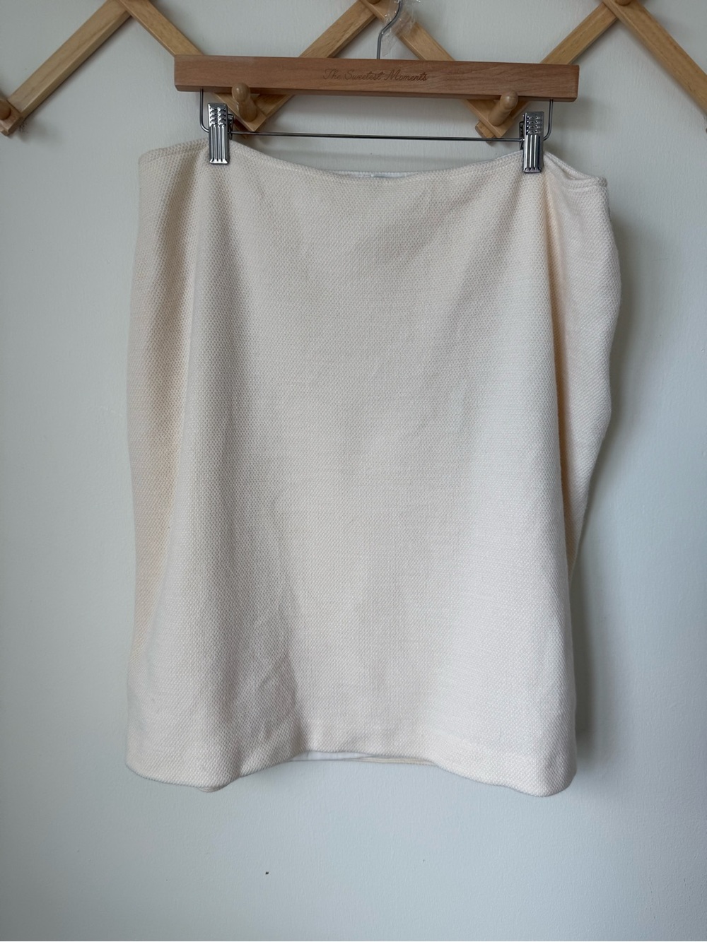 St.John Collection Wool Blend Knit Skirt